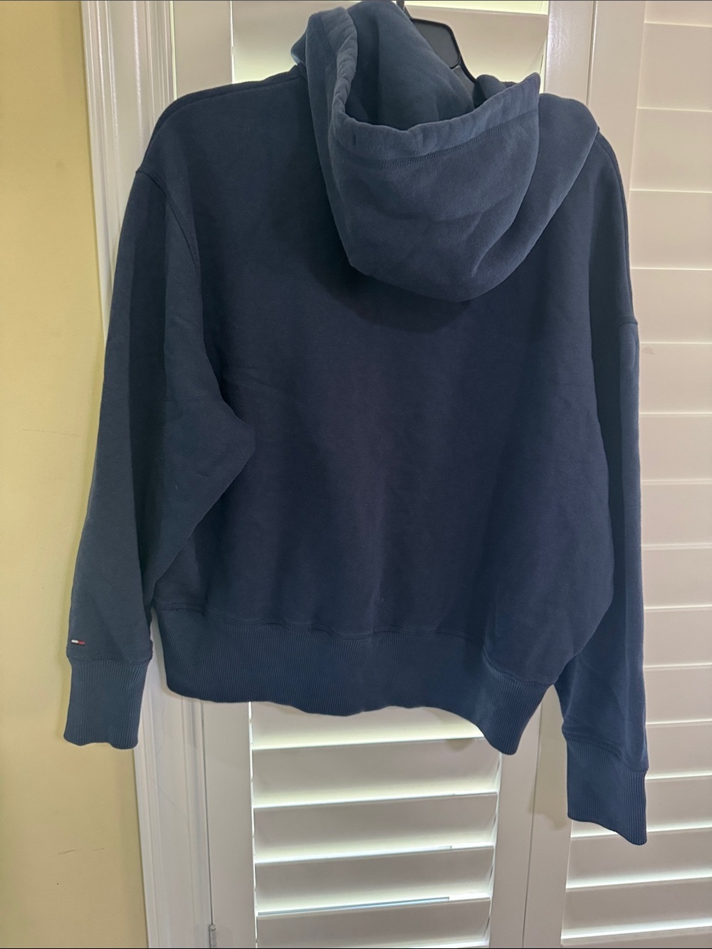 Tommy Hilfiger Navy Crewneck Hoodie with Neon Yellow Logo - Picture 4 of 4